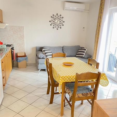 Apartment Nede Traù Esterno foto